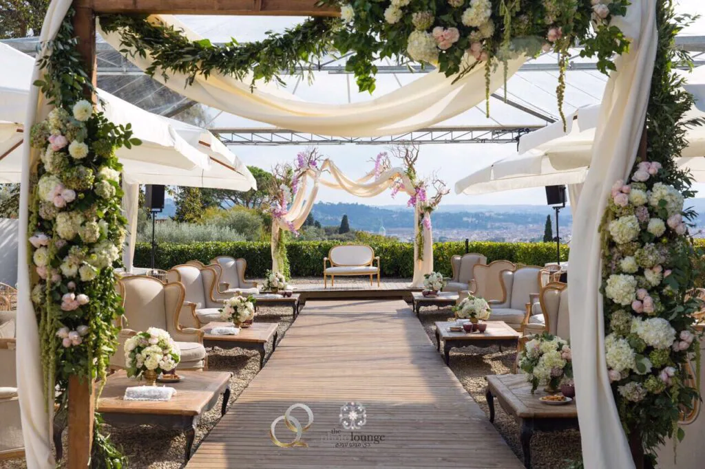 How To Balance Your Business And Wedding Planning