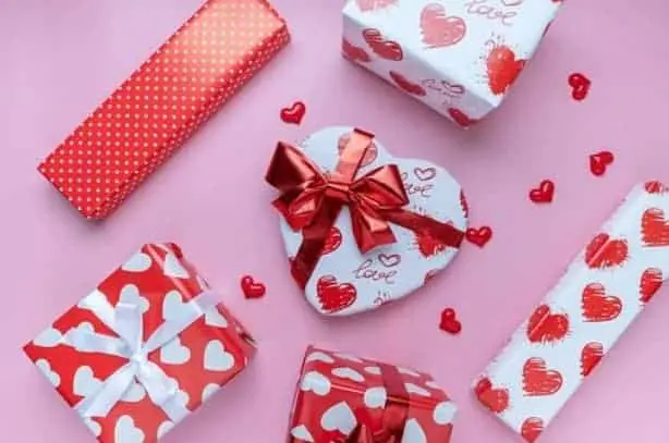 Best gifts to give to your Family and Friends