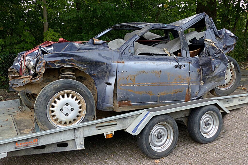 What to Consider When Looking for a Scrap Car Removal Service?