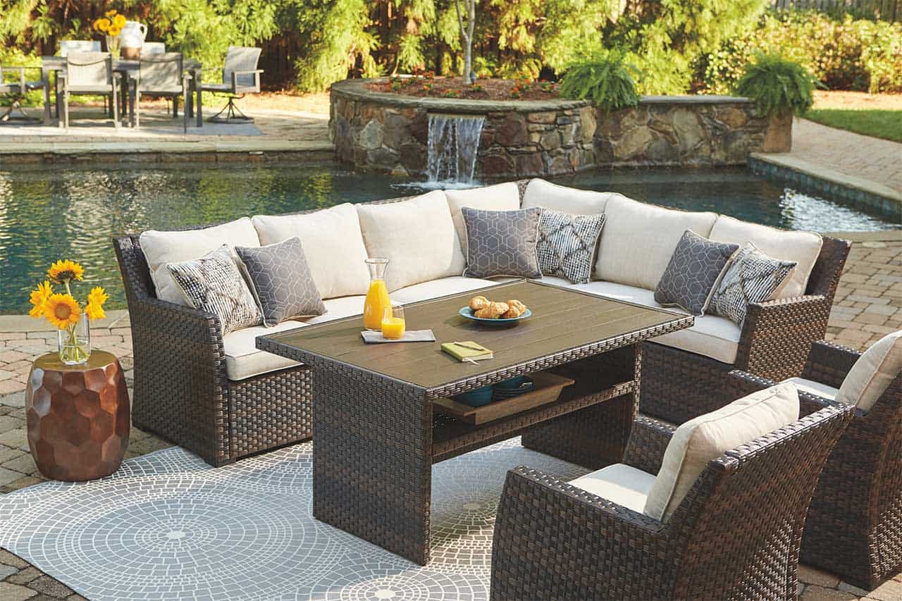 Top 4 Tips to Protect Your Outdoor Furniture