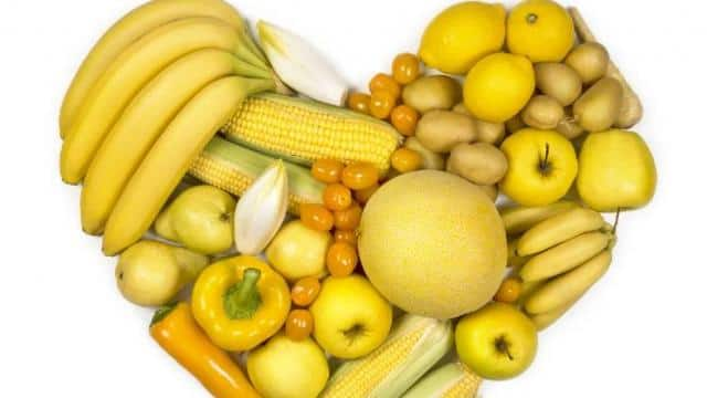 The benefits of yellow fruits and vegetables for beautiful skin