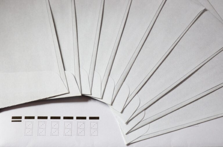 How Does Mailroom by PackageX help Universities with Package Management?