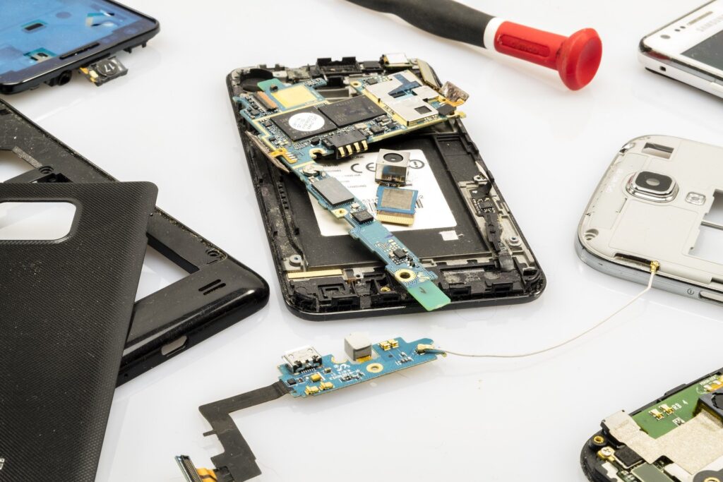 5 Guidelines for Choosing A Mobile Phone Repair