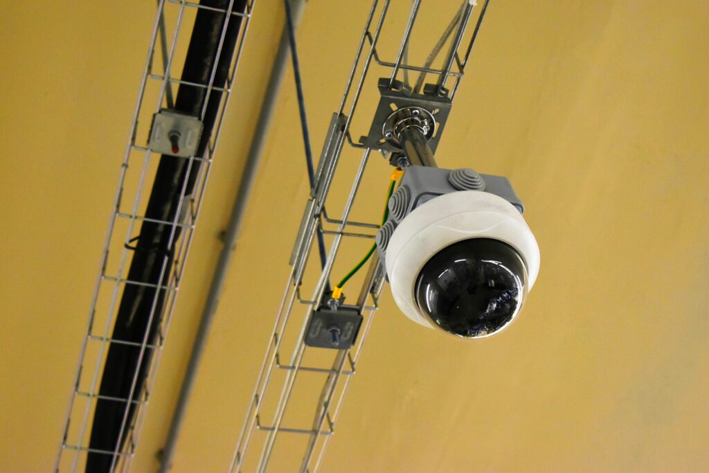 Here is Why You Should Install Security Camera in Your Business