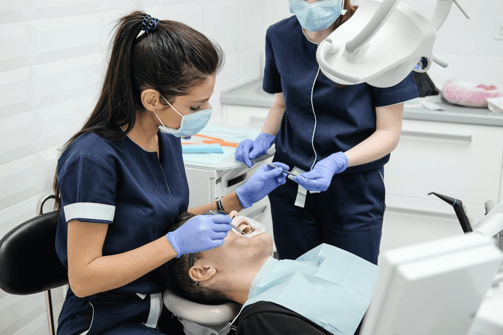 Qualities That You Need to Look For in a Dentist