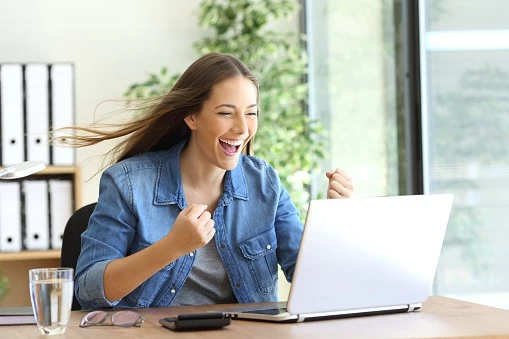 How to Turn Website Behavior Into Buyer Intent Data