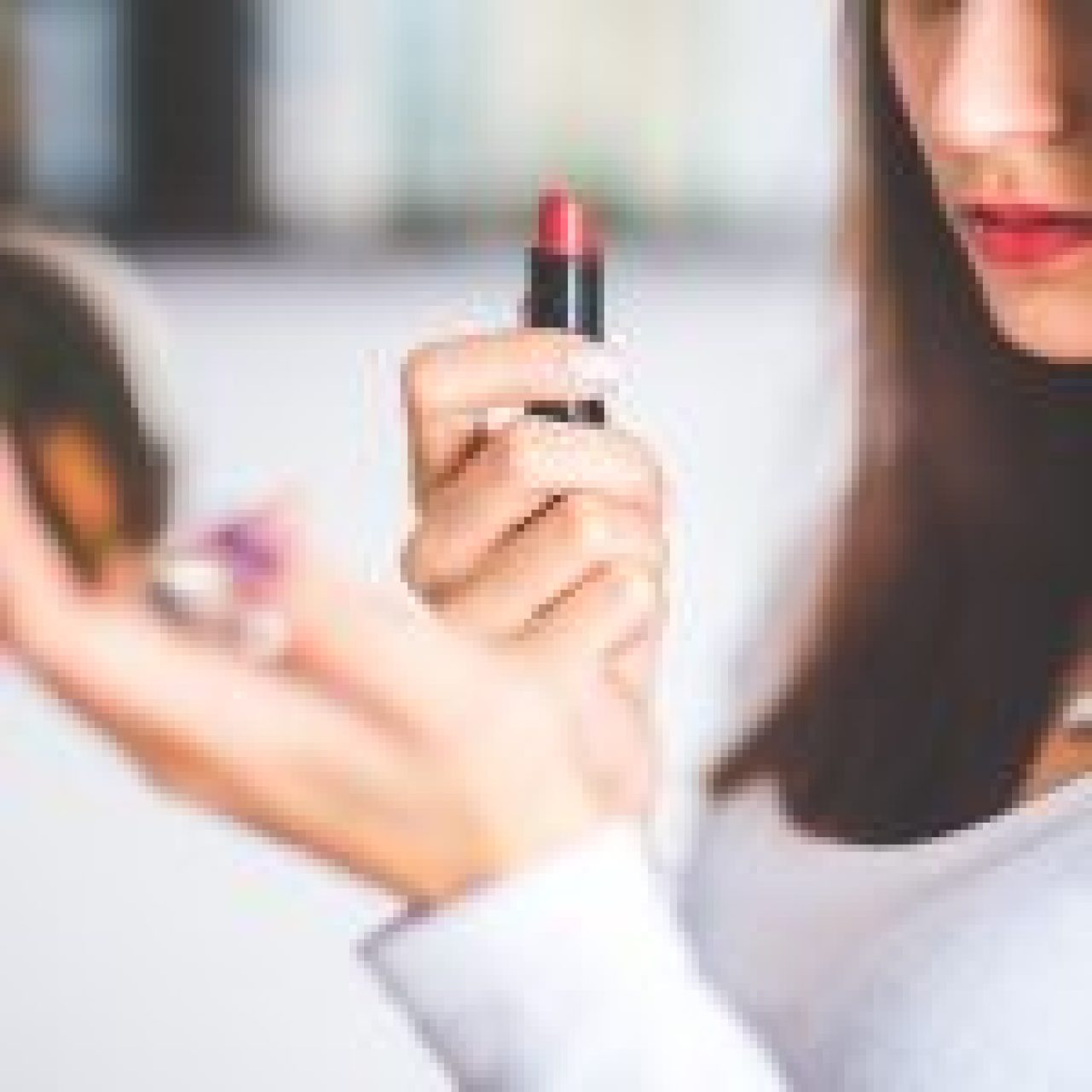 lipstick-g4fa72f086_1920