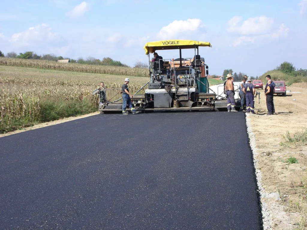 Is Sealcoating Asphalt necessary?