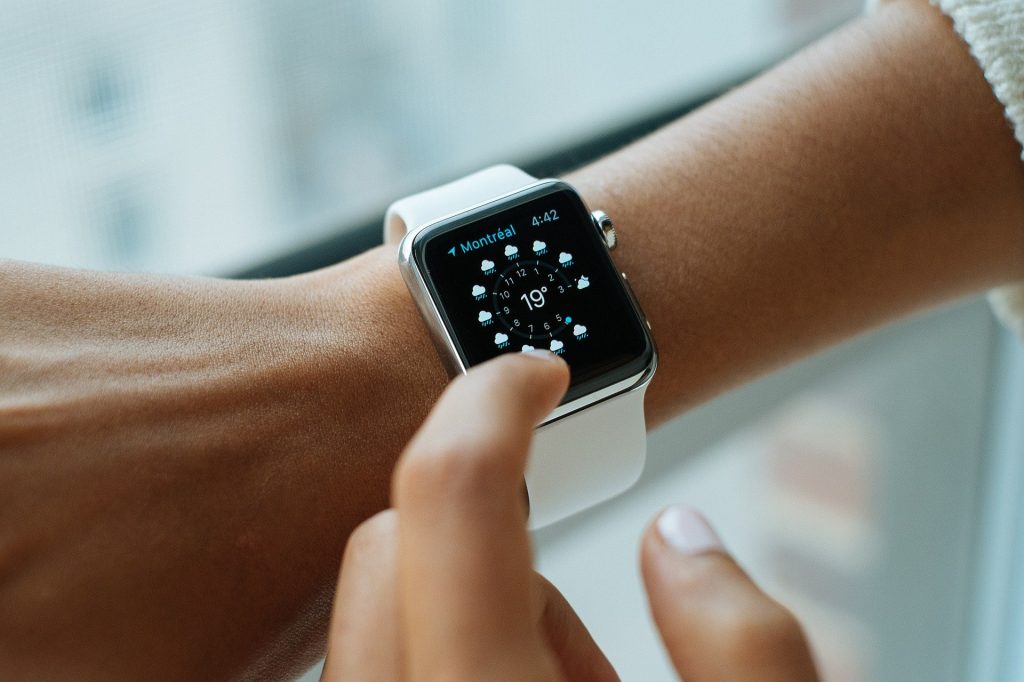 Factors to Consider When Choosing Swift Apple Watch Repair