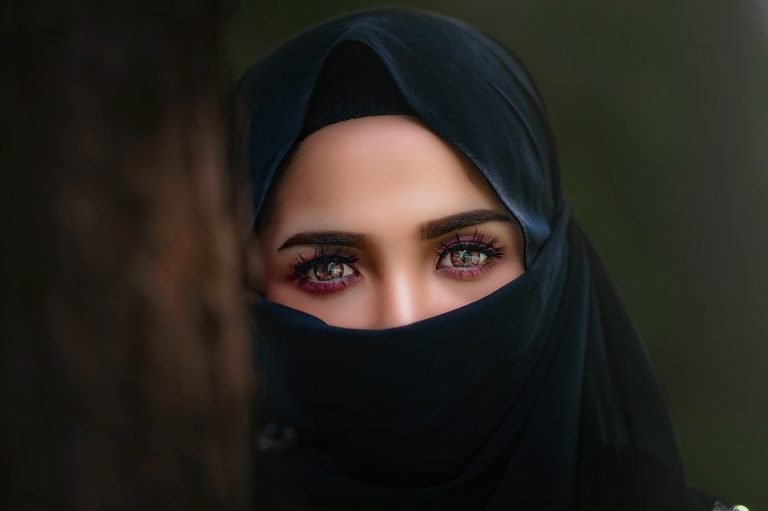 The Hijab Case in a College in India – Why the Argument of Religious Freedom Doesn’t Hold Up.