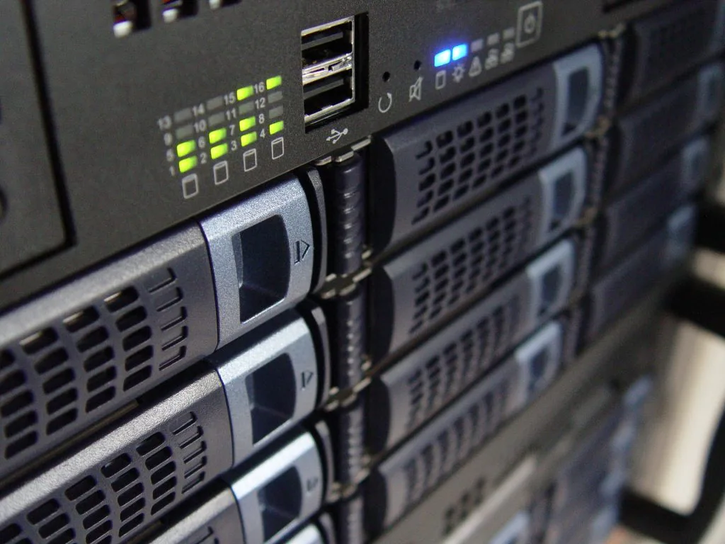 New Server VS Used Server Which One is Best?
