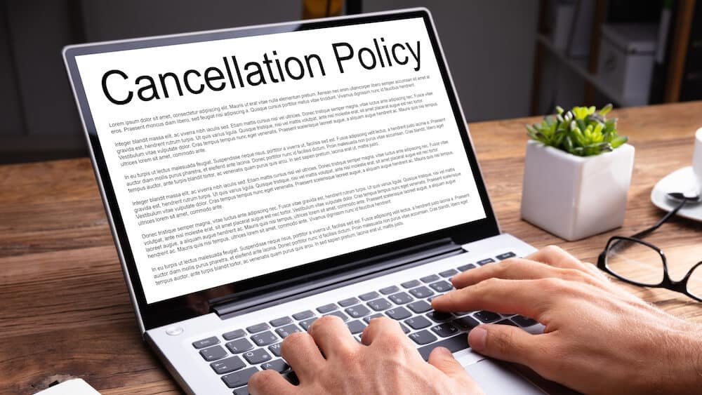 What is the Holiday Inn cancellation policy?￼