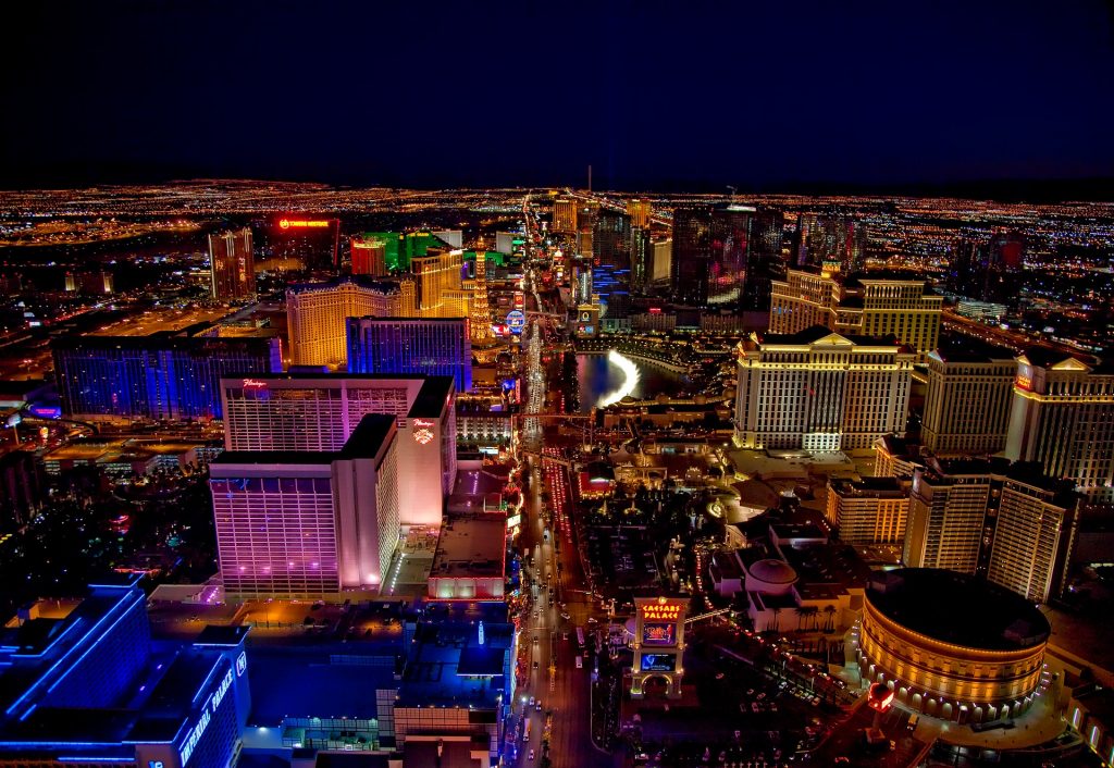 How to Use the Internet to Sell Your Home in Las Vegas