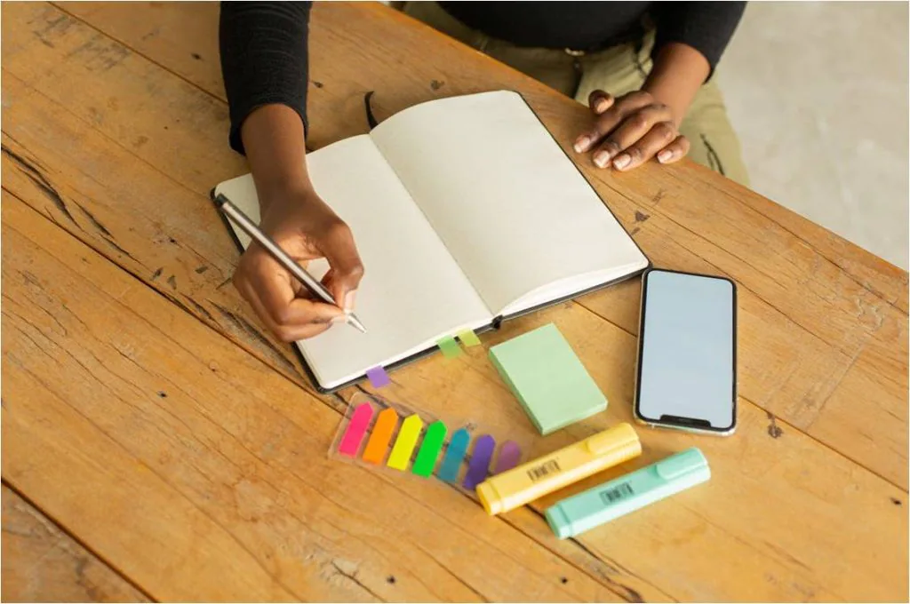 Efficient Digital Notes: An Essential Study Technique for Success