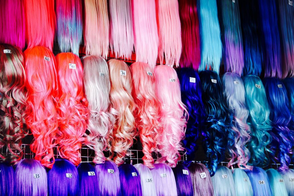 Get a wig to try a new style without damaging your hair Get a wig to try a new style without damaging your hair