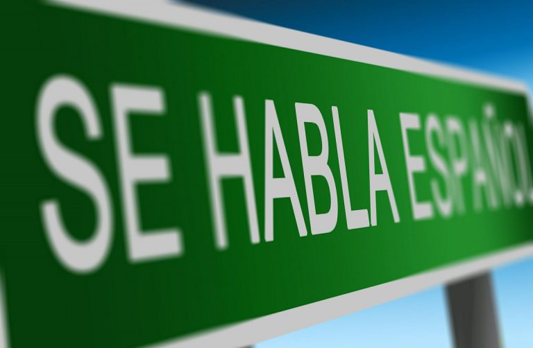 Why are so many US companies embracing Spanish translation?