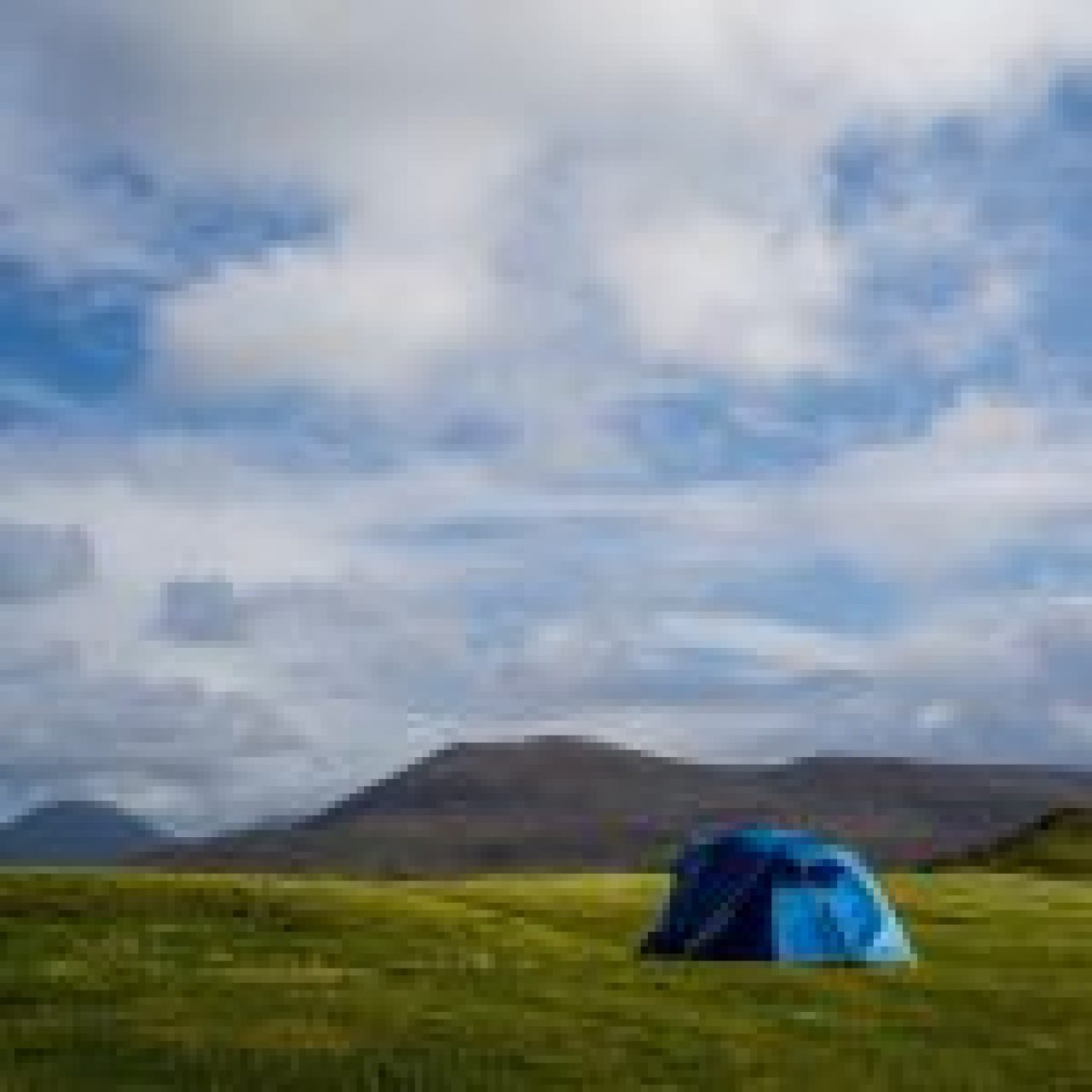 tent-4558240_1920-2