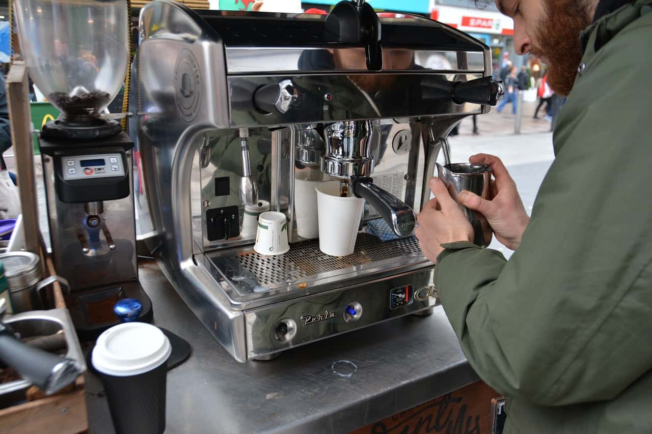 New Food and Beverage Workers? Follow These Onboarding Best Practices