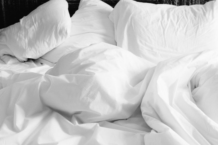Top 6 best fabrics for bedding