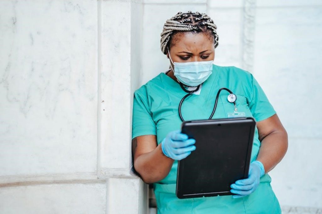 Challenges Faced by International Nurses When Migrating to the USA