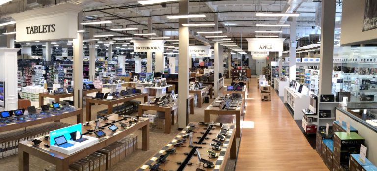 MicroCenter – A Review of a Computer Retail Store
