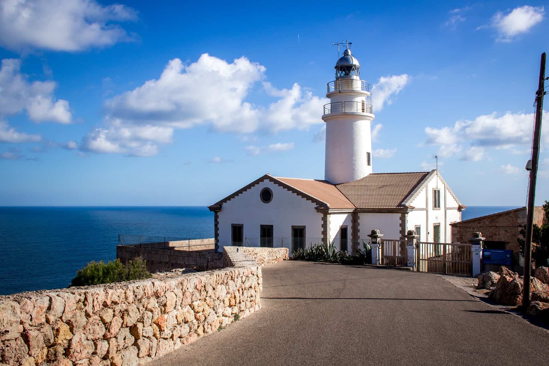 lighthouse gd82c73f28 1920