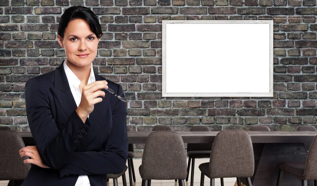 Executive Research and Recruitment Analysis to Discover Talents