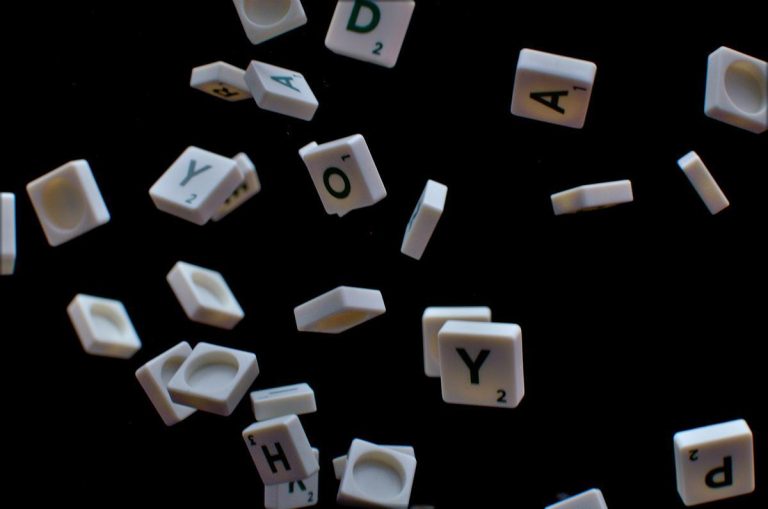 The Best Unscrambling Tools To Win at Word Games