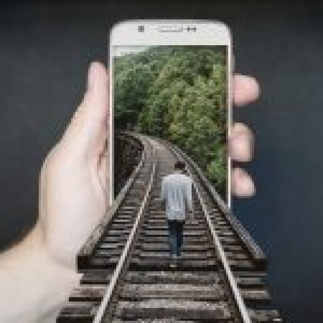 train-track-2507499_1920