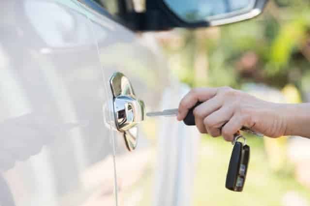 Essential Tools You Need Get In Your Car Lookout Kit Essential Tools You Need Get In Your Car Lookout Kit