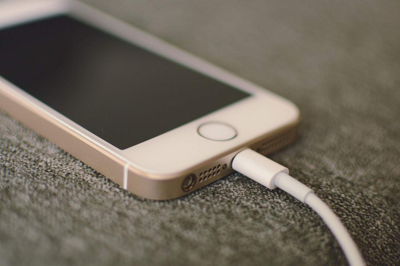 Phone charging station