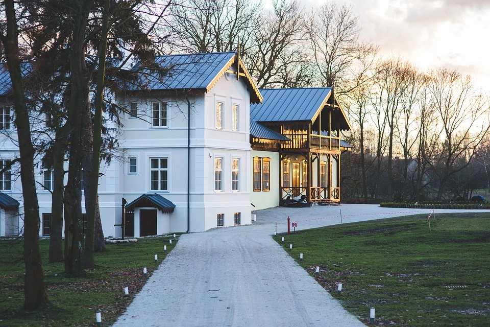 What Is A Rubber Crumb Driveways and Why It Becomes So Popular