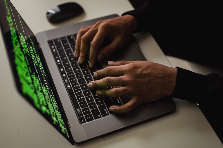 Don’t Get Hacked – Trust Glassons for Cyber Security