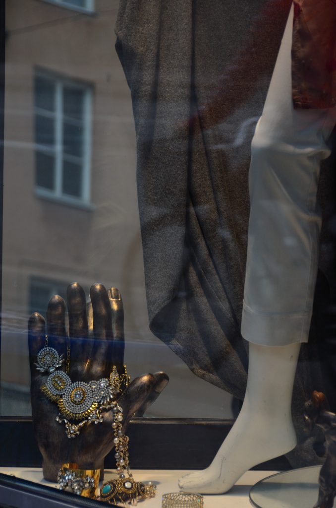 How to Effectively Manage Your Jewelry Store Inventory How to Effectively Manage Your Jewelry Store Inventory