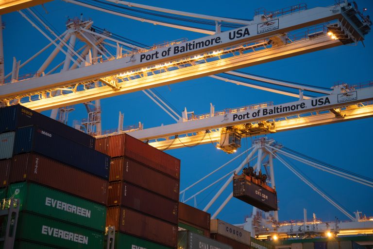 Understanding Overhead Gantry Cranes: Types, Uses and Maintenance