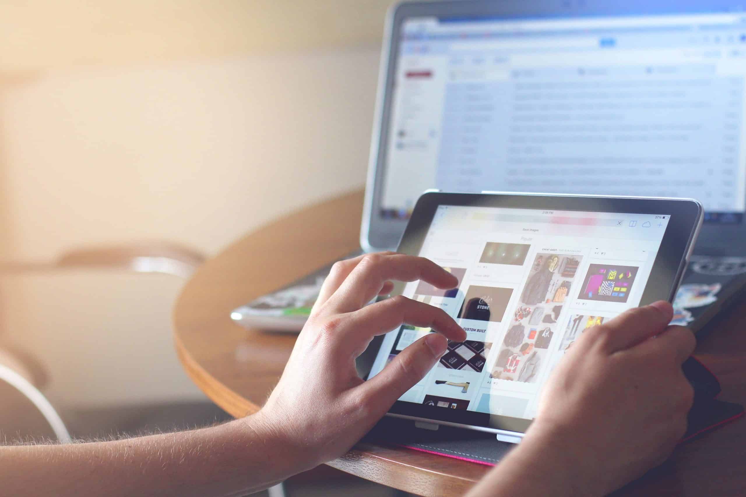 5 Ways We Travel Differently Thanks to Social Media