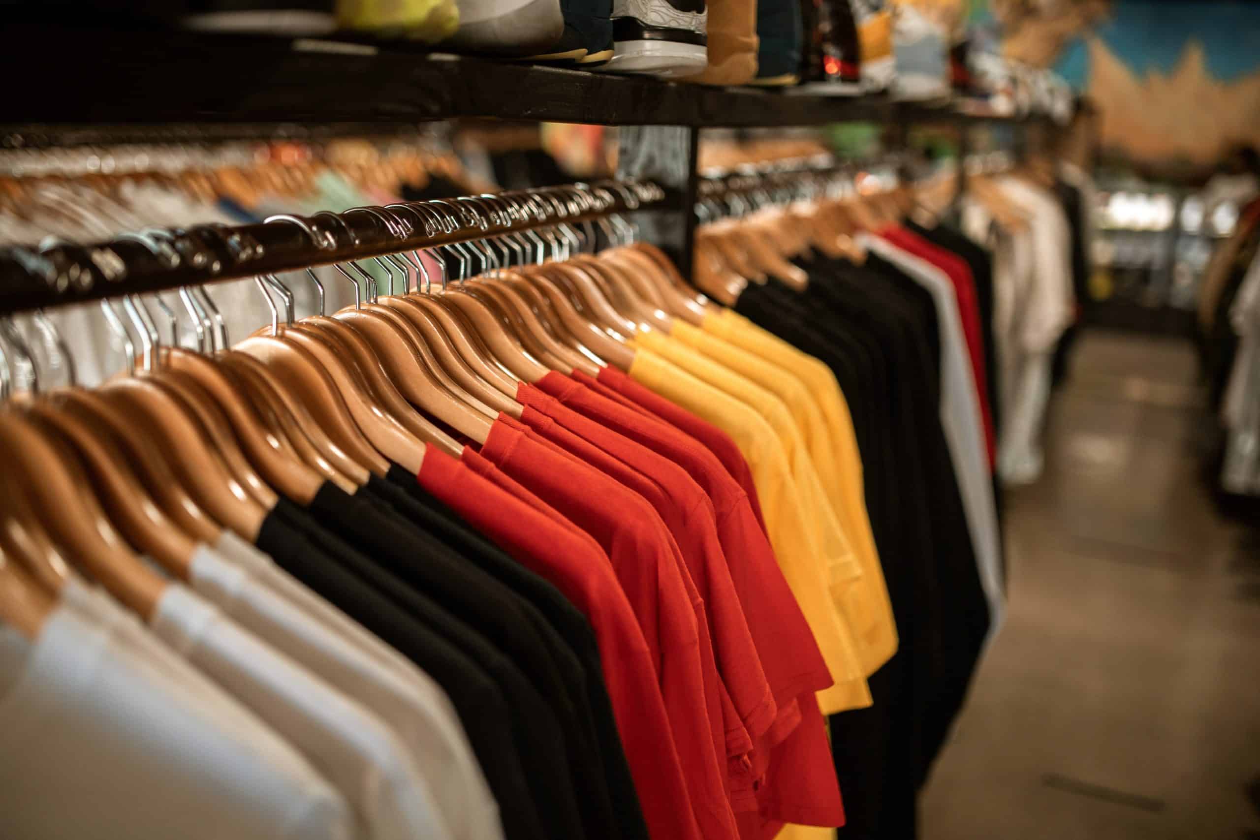 7 Comfortable Types Of Shirts: Guide On How To Style Them