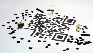 Learn everything you need to know about QR code for print! Discover how they work, their benefits, and how to effectively use them in your marketing strategies.