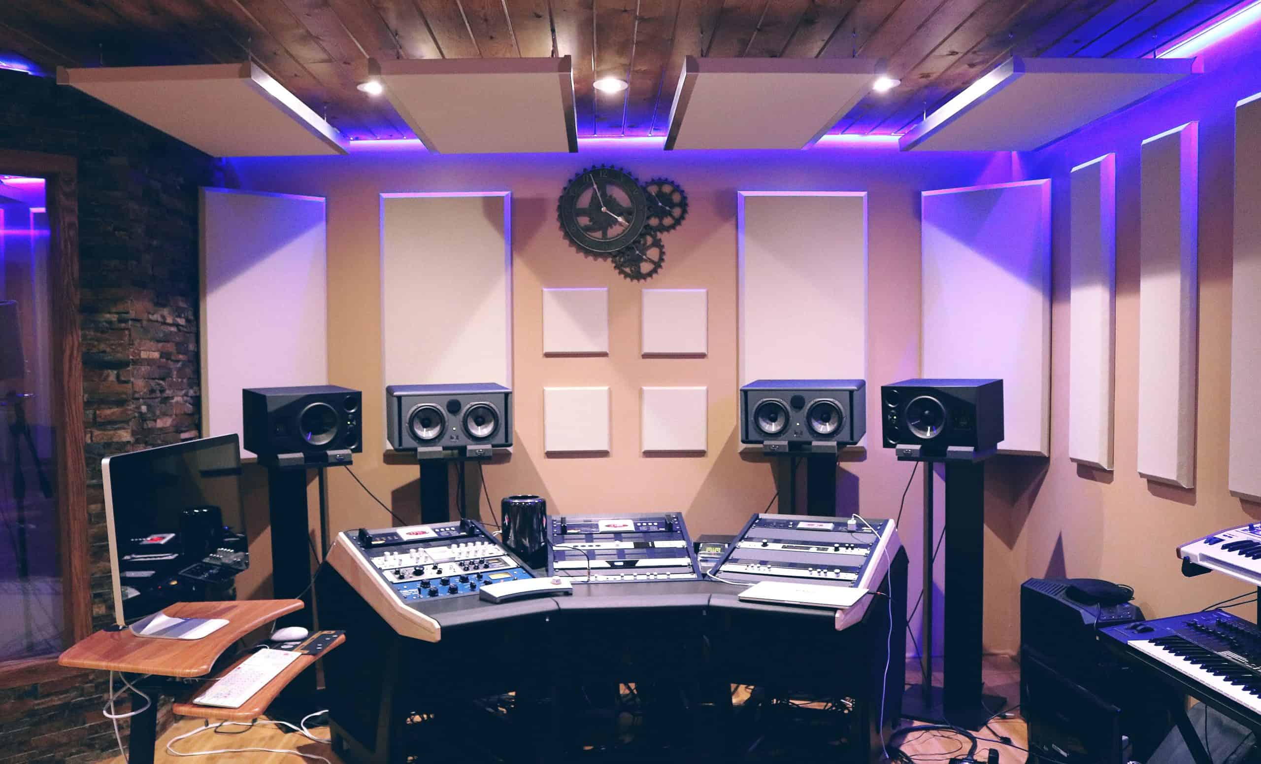 Center Channel Speakers