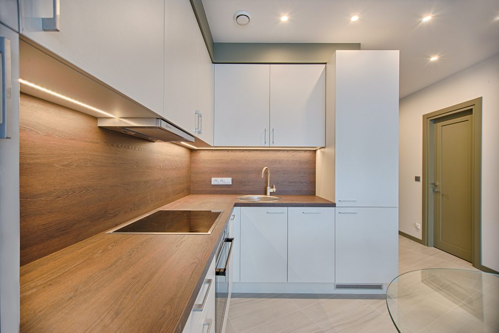4 Mistakes to Avoid When Buying Cabinets for the Garage 4 Mistakes to Avoid When Buying Cabinets for the Garage