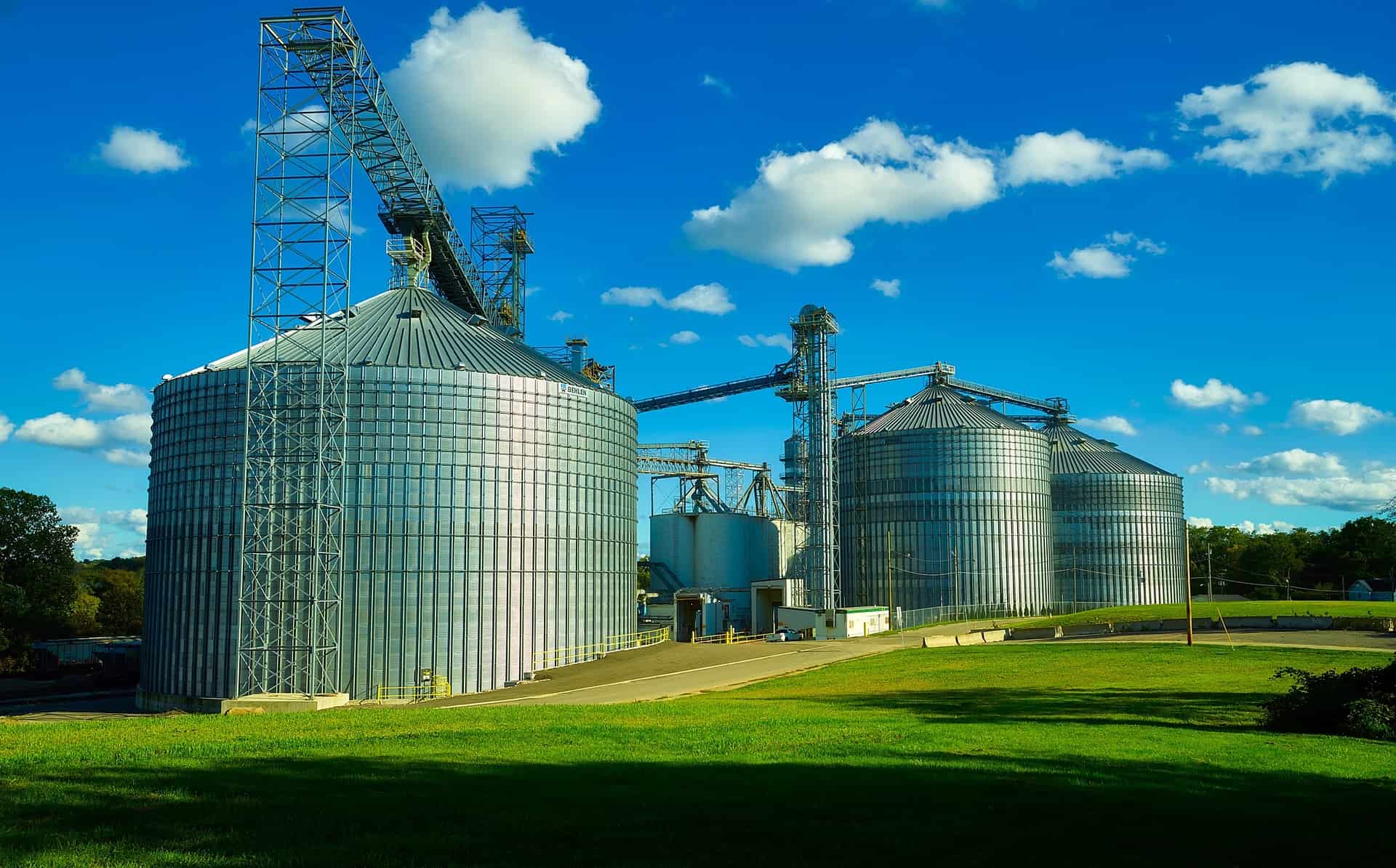 How Steel Storage Units Help Keep Your Items Safe and Secure