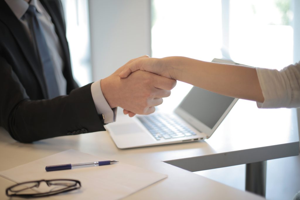 Unlocking the Benefits of Hiring Cloud Employees for Your Business Unlocking the Benefits of Hiring Cloud Employees for Your Business