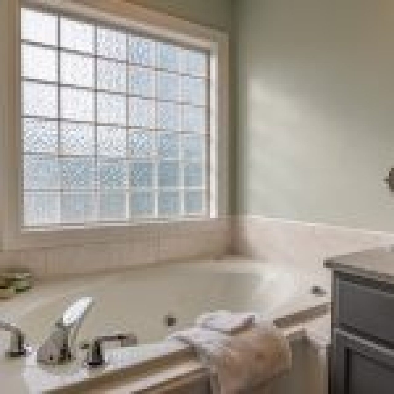 Real Estate Agen
