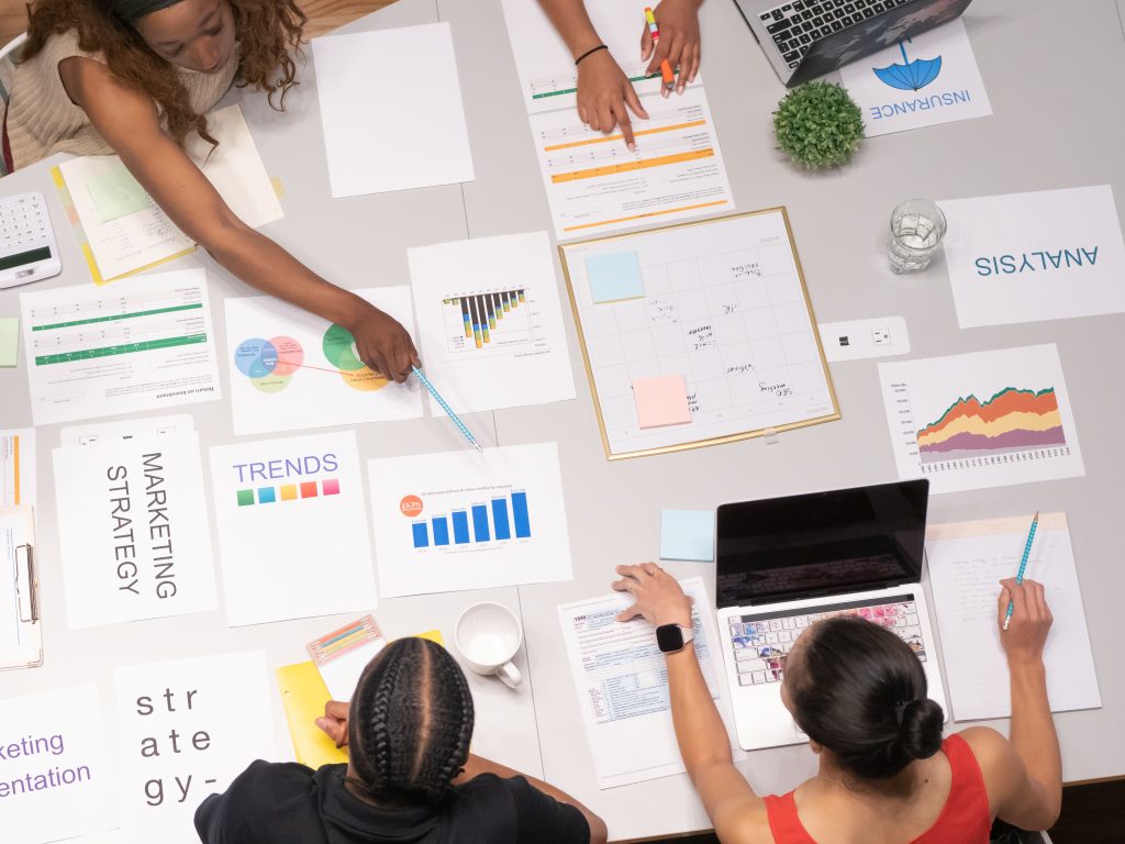 Comprehensive Guide to Attract Top Engineers from LATAM to Your Tech Company
