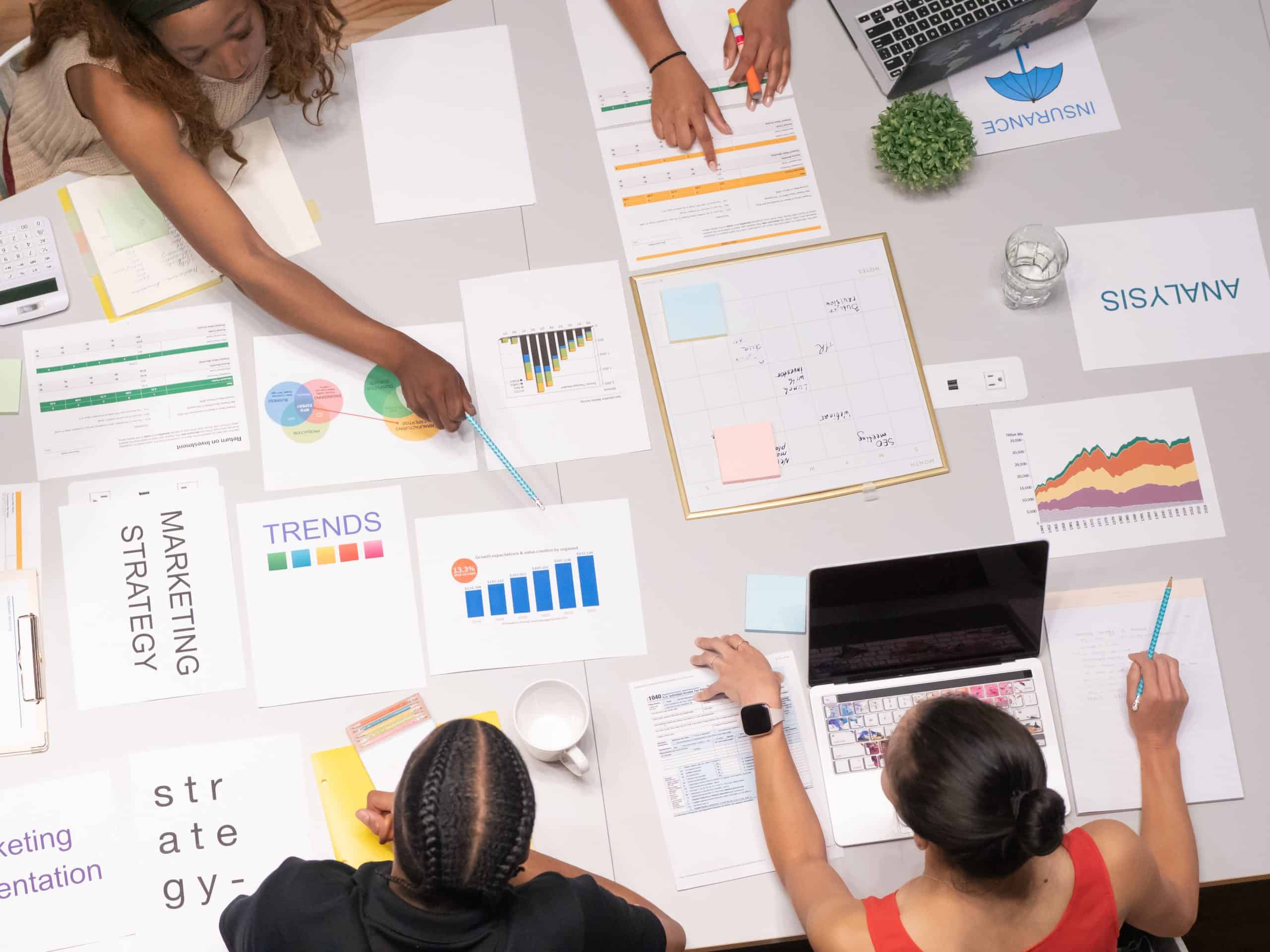 Comprehensive Guide to Attract Top Engineers from LATAM to Your Tech Company