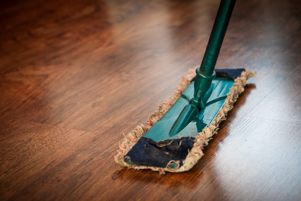 4 Cleaning Secrets From The Professionals