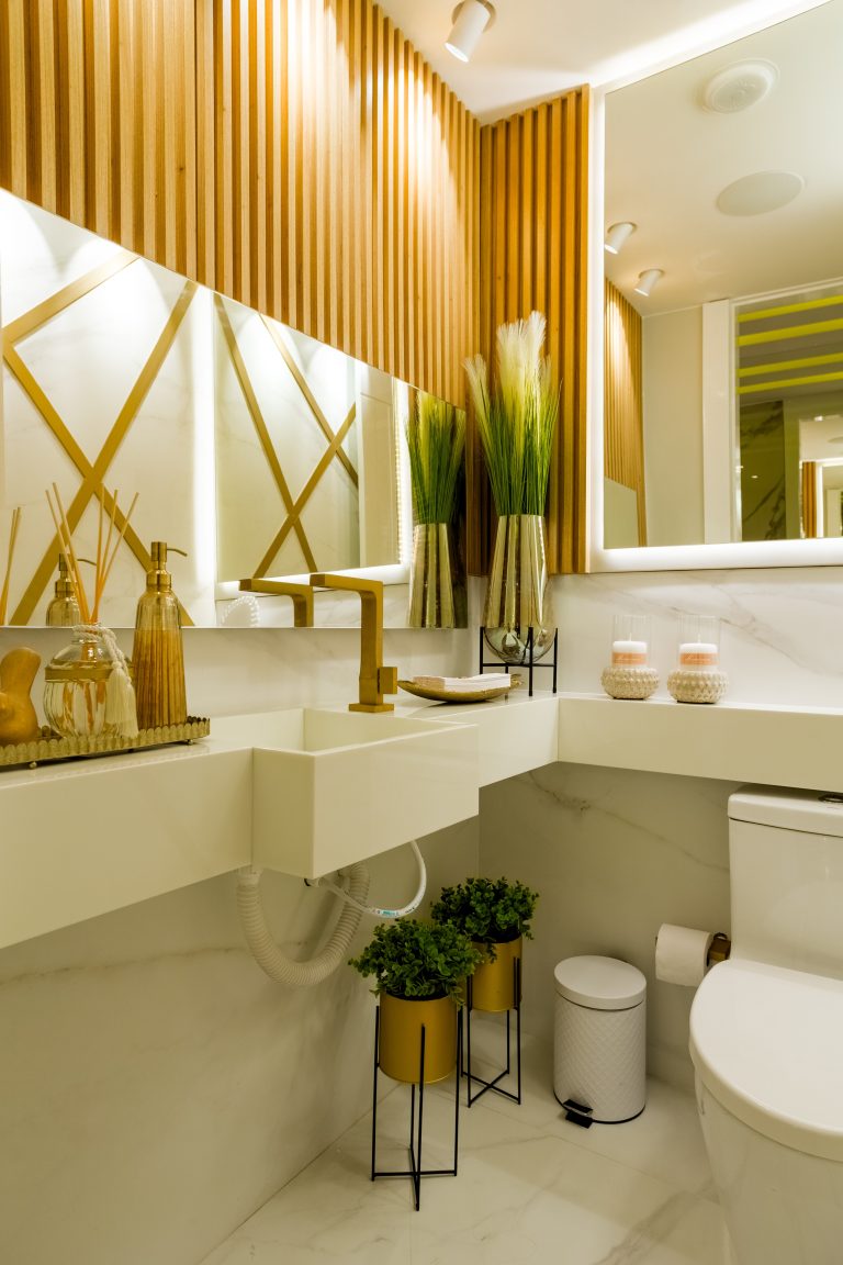 Four Key Benefits of Hiring Bathroom Remodeling Contractors