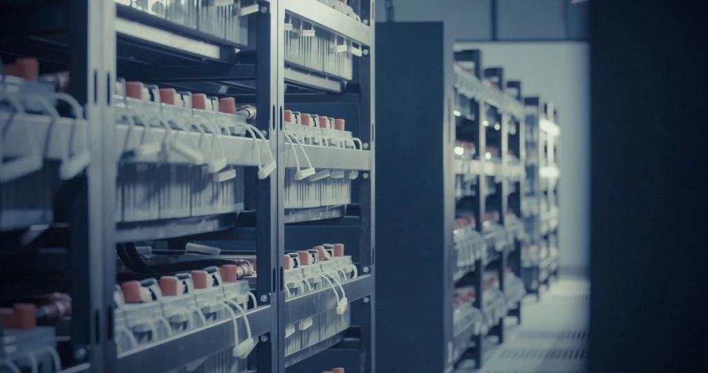 How to Choose the Right Solar Panel Battery Storage for You