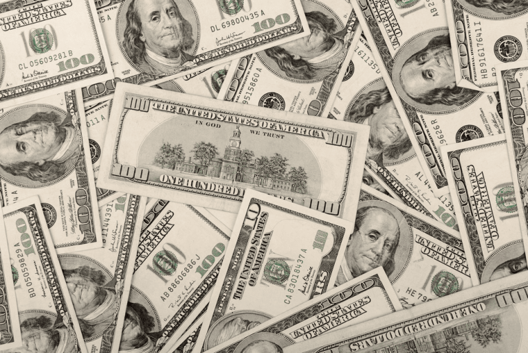 Advantages and Disadvantages of Pursuing a Business Loan From a Bank