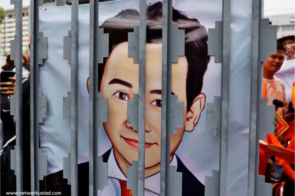 Thai teen imprisoned for mocking the King as Royal Defamation Reform Prospects Dim.